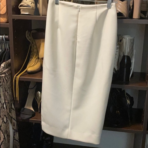 Ivory skirt w/ spilt - Picture 4 of 5